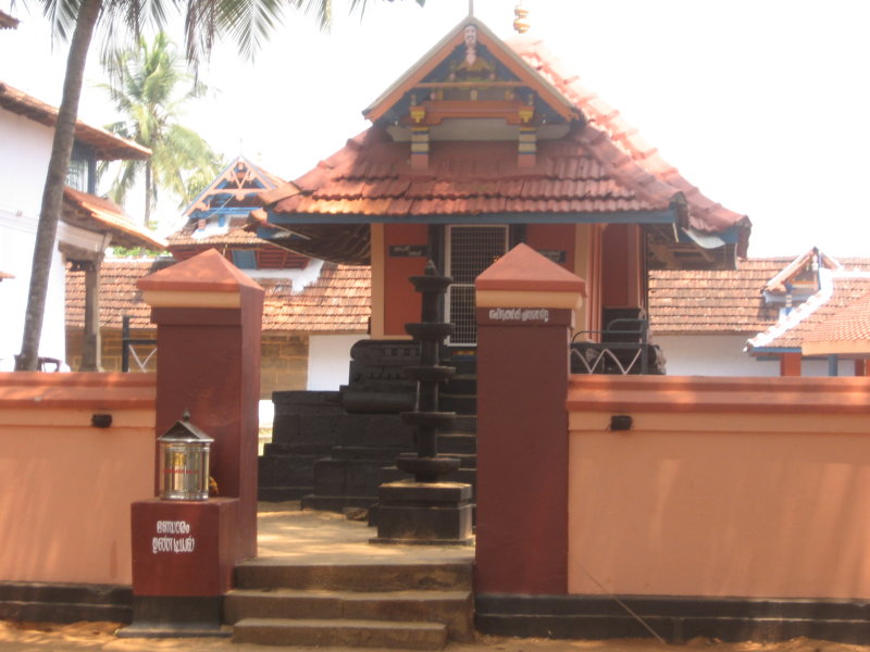 full outer view of tiruvithuvakote temple.jpg