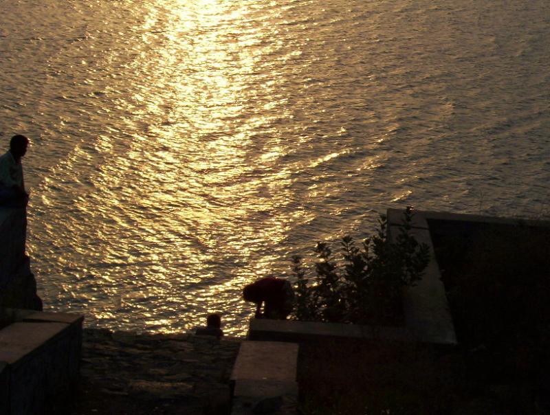 Madhuranthkam Eri  and sun set-3
