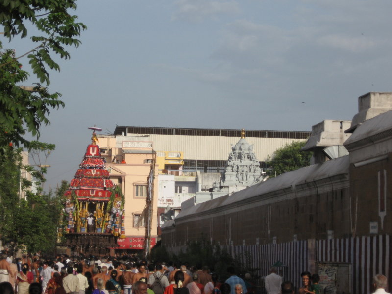 Thiruther in south Mada street.JPG