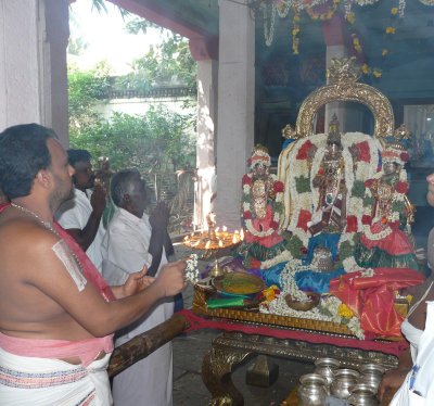 Tiruvaaradhanam during Angurarpanam .JPG