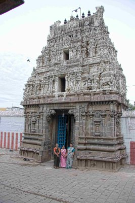 01--Lower-temple-gopuram.jpg