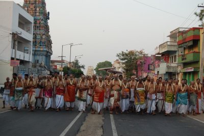 Irandaam Thiruvanthaathi1.jpg