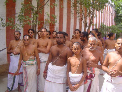 09_2011_Srivilliputtur_Thiruvaadipuram_Day07_Morning_VedapaaraayanamGoshti.JPG