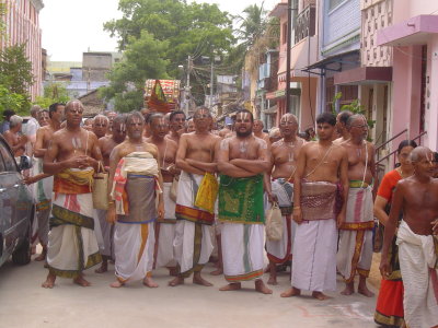 04_2011_Srivilliputtur_Thiruvaadipuram_Day08_Morning_DivyaprabandamGoshti.JPG