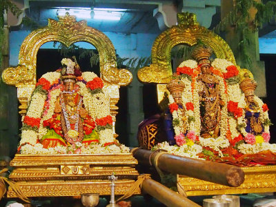 kAnchi-khara-dhavanOthsavam