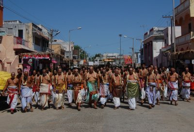  Perumal Kovil Brahmothsavam - Sri Perarulalan @ Chapparam - Venu Goplan Thirukolam