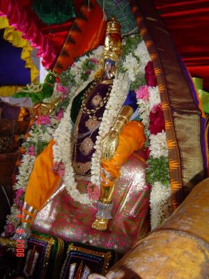 Day 5 - Irattai Thiruppathi - Aravinda Lochanan.JPG