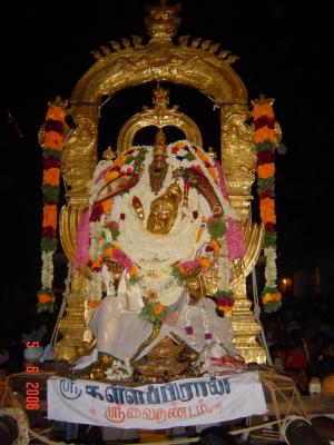 Day 5 - Kallapiran - Sri Vaikuntam - Garuda Sevai.JPG
