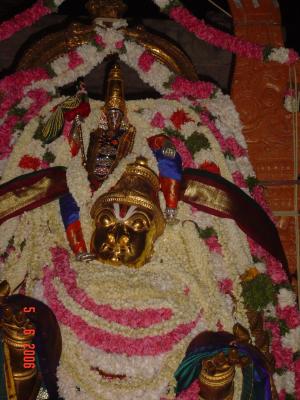 Day 5 - Then Thirupperai - Makaranedunguzhaikkadar - Garuda Sevai - Close up.jpg