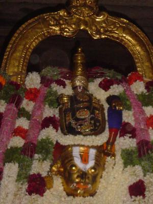 Day 5 - Aravindalochanan - Irattai Thiruppathi - Garuda Sevai - Close up.jpg