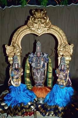 Malayappan with muththangi and nachimar