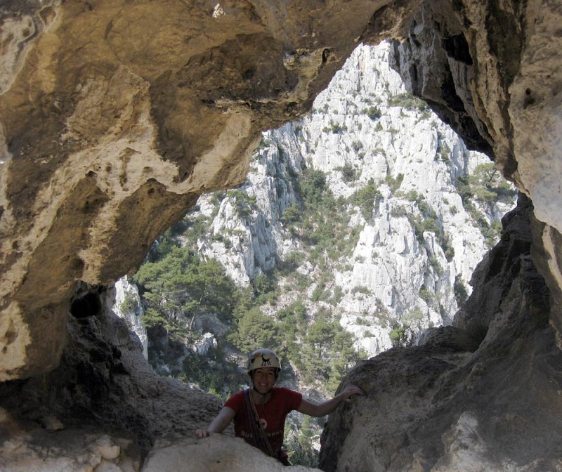 Calanques climbing through an arch