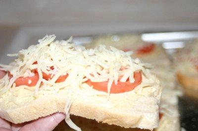 Tomato Bread Anyone?