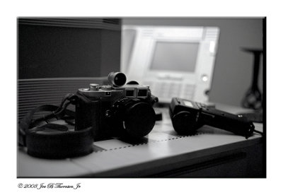Zeiss Ikon ZM Shoots The Leica M3