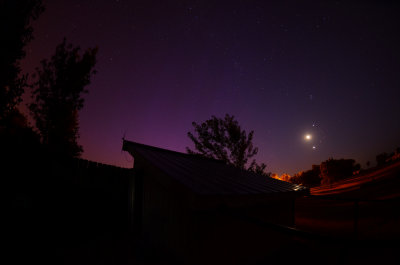 Planetary Conjunction with Auroras over Observatory