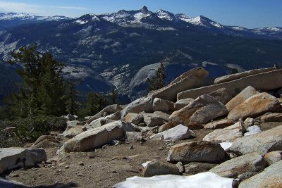 Clouds-Rest-Mountain-View-S.jpg