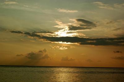 g4/95/670195/3/61029612.CopiedeSUNSETSSUNRISESDSC_0073_edited.jpg
