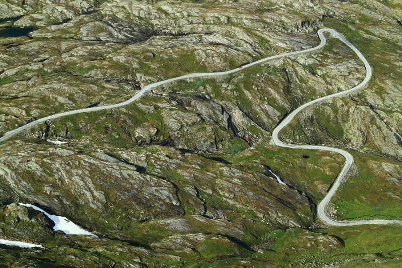Winding mountain road, Dalsnibba viewpoint