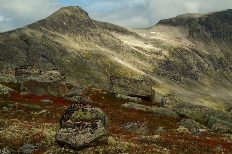 Rugged landscape, Vesleskala (1240m)