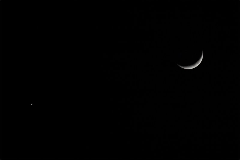 Crescent Moon & Venus - 25 February 2012
