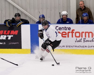 Hockey_Ste-thrse-Outaouais2011-03-26_1959.jpg