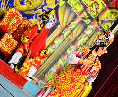one_night_at_the_chinese_opera_house