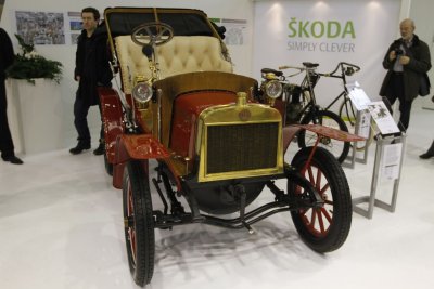 RETROMOBILE 02-2011