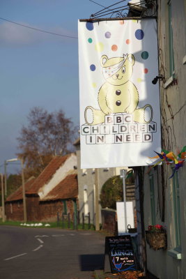 Matt Baker's  Ricshaw Challenge - Children In Need 2011 in Susworth's Jenny Wren