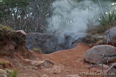 Petit cratre actifSmall active crater