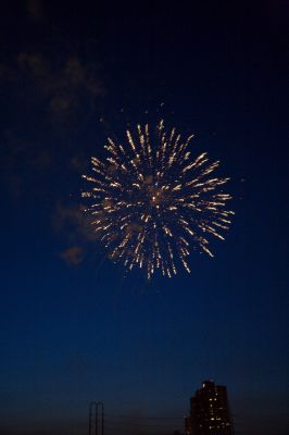 July 4th 06 Fireworks - handheld