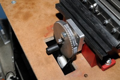 Y-axis pulleys and belt