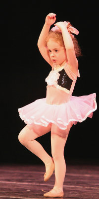 5.28Laura Dance 019.jpg