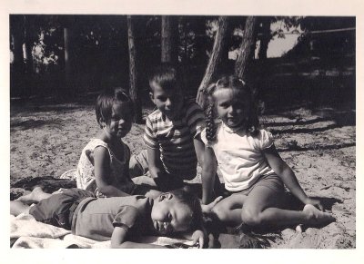 1964 approx Jen and kids at cottage ps 800h.jpg