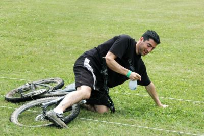 Slow Race & Balloon Toss