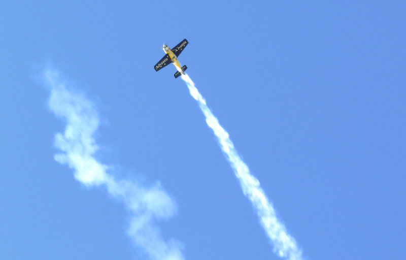 R.A., en el aire 4