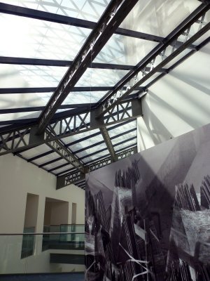 Exposicin de fotografas de la construccin de la bveda de cristal