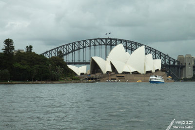 Sydney - Opera House & Harbour Bridge
