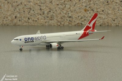 Aviation - Airbus A330-200 Qantas