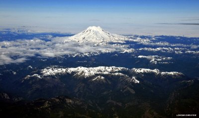 Mt Rainier and Nelson Butte