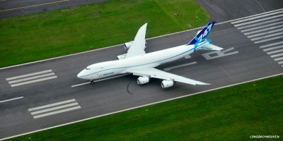 Boeing 747-8 holding short