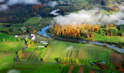 Jubilee Farm and Snoqualmie river