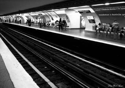 Charles De Gaulle Metro