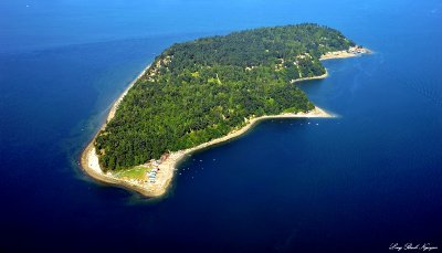 Hat Island aka Gedney Island