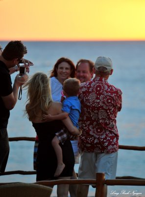 Family Affair at Hawaiian sunset, Fairmont Orchid, Hawaii