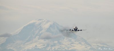 Super Guppy, NASA N941NA, Mt Rainier, Boeing Field, Seattle 