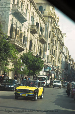 Yellow-Black cab, Alexandria
