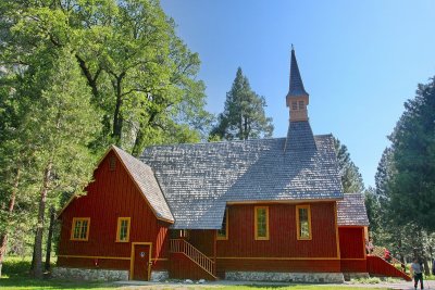 Yosemite Chapel IMG_7700.JPG