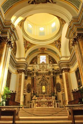 Altar IMG_0967.jpg