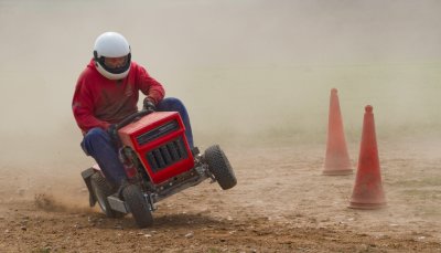 RED RACING MACHINE - Accepted - Projected Images