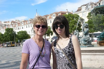 Jill and Sam in Rossio Square